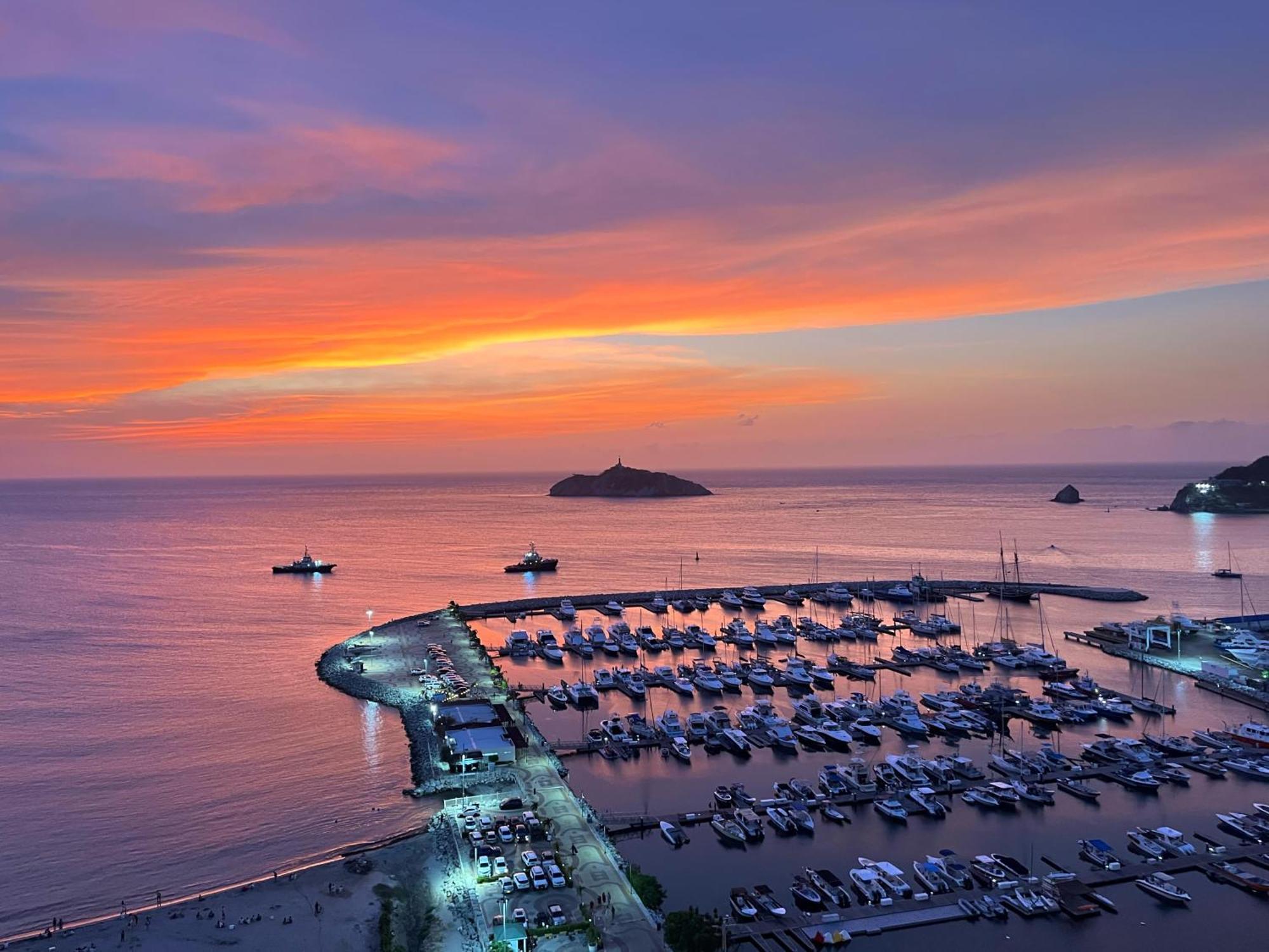 Edificio Eira - Next To The Marina